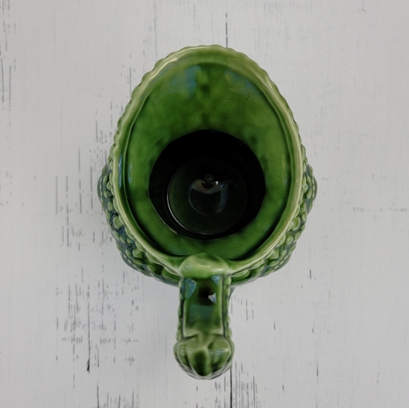 Vtg Camark Pottery 139C Embossed Pitcher - Picture 8 of 13